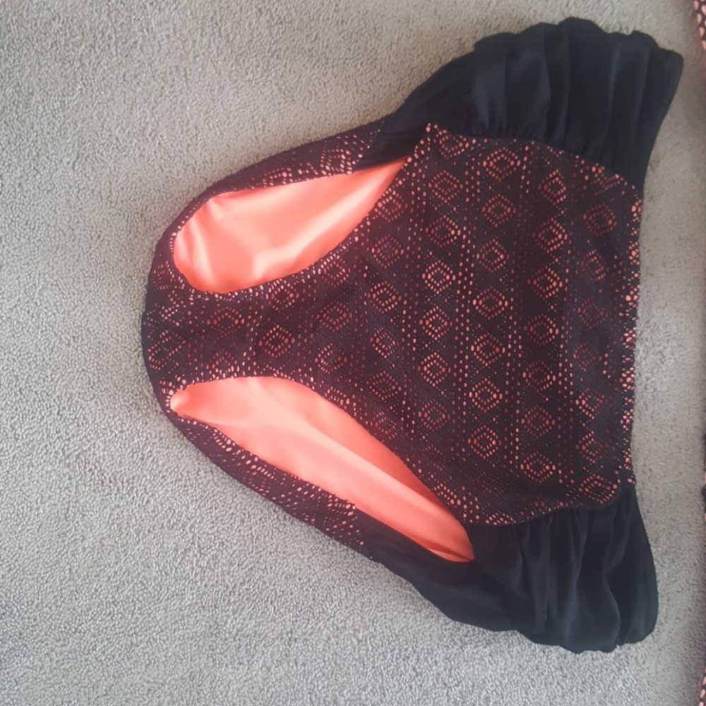 Triangle bikini - Picture 2 of 6